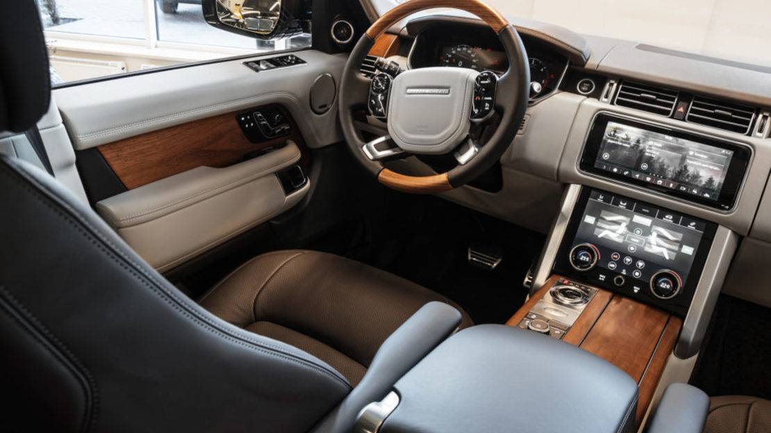 Range rover vogue 013 943x610